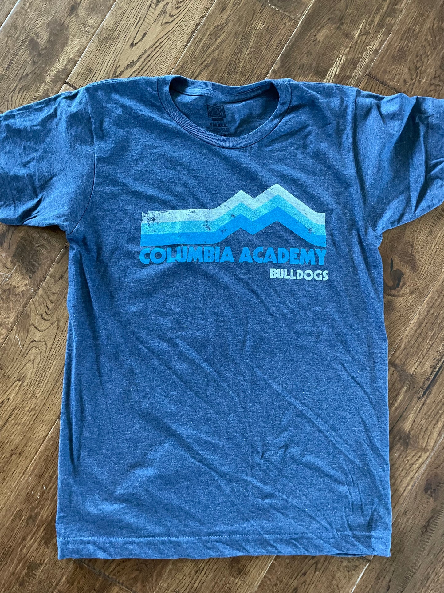 Bulldog Summer Blues T-Shirt